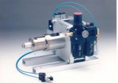 Pneumatic pump 0 - 6000 bar